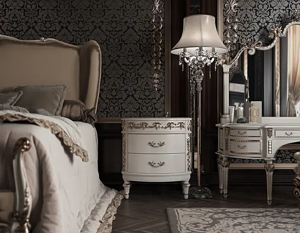 Classic interior. Bedroom