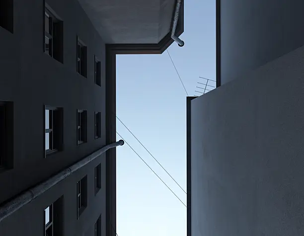 Серый дворик