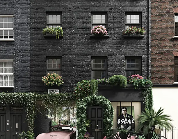 WARREN MEWS