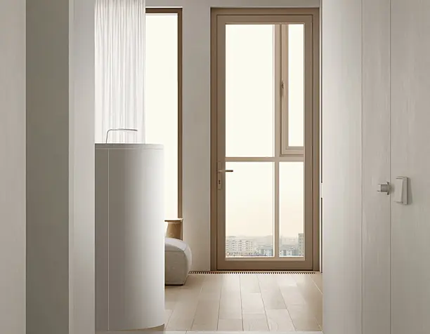 White studio apartment 32 m²