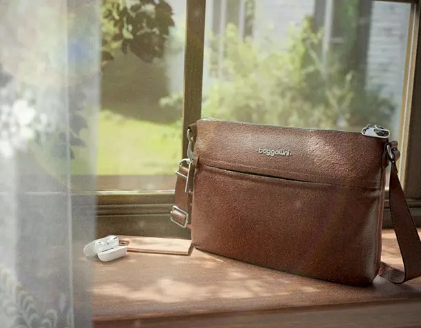 Crossbody bag
