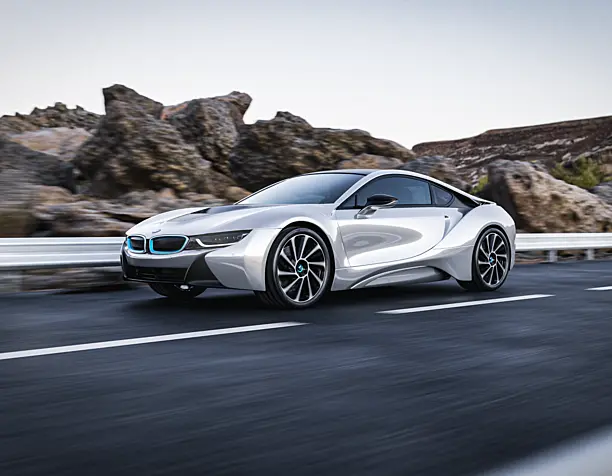 BMW I8