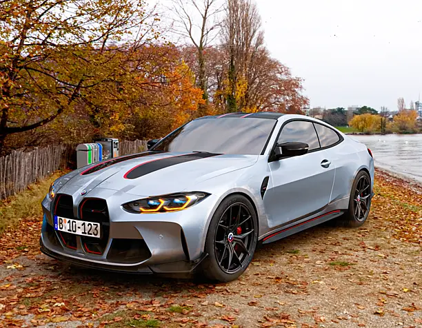 BMW M4 CSL