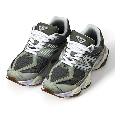 NEW BALANCE 9060 Sport Shoes