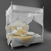bed with canopy