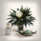 Decorative set with a bouquet