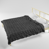Одеяло и подушки на кровати IkeaDalselv