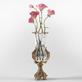 classic elegant vase of garden roses