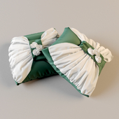 Pillow-bow