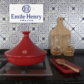 Тажин керамический Emile Henry, бутыли с уксусом и маслом, ложка с подставкой