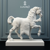 Lladro sculpture palace horse.