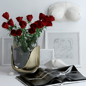 Set with roses, marble bust and lips