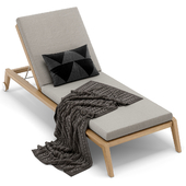 RH Outdoor Malta chaise