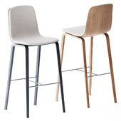 High upholstered bar stool Aavo by Arper