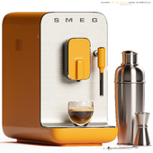 Smeg Automatic Coffee and Espresso Machine with Milk Frother Decoration