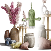 Decorative set with vases