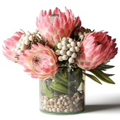 Bouquet of pink proteas with balls